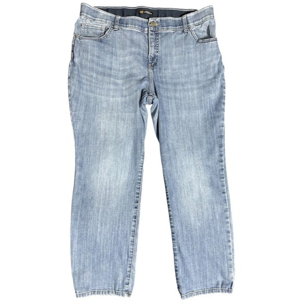 LEE Women Medium Relaxed Fit Straight Leg Mid Rise Denim Blue Jeans Western